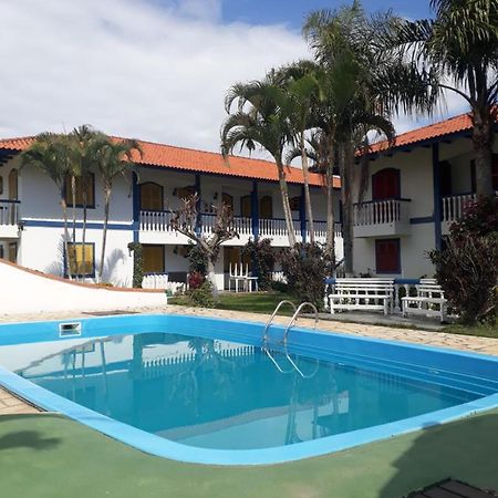 Residencial Colonial Amarelo A 150M Da Praia De Mariscal Aparthotel Bombinhas Exteriör bild