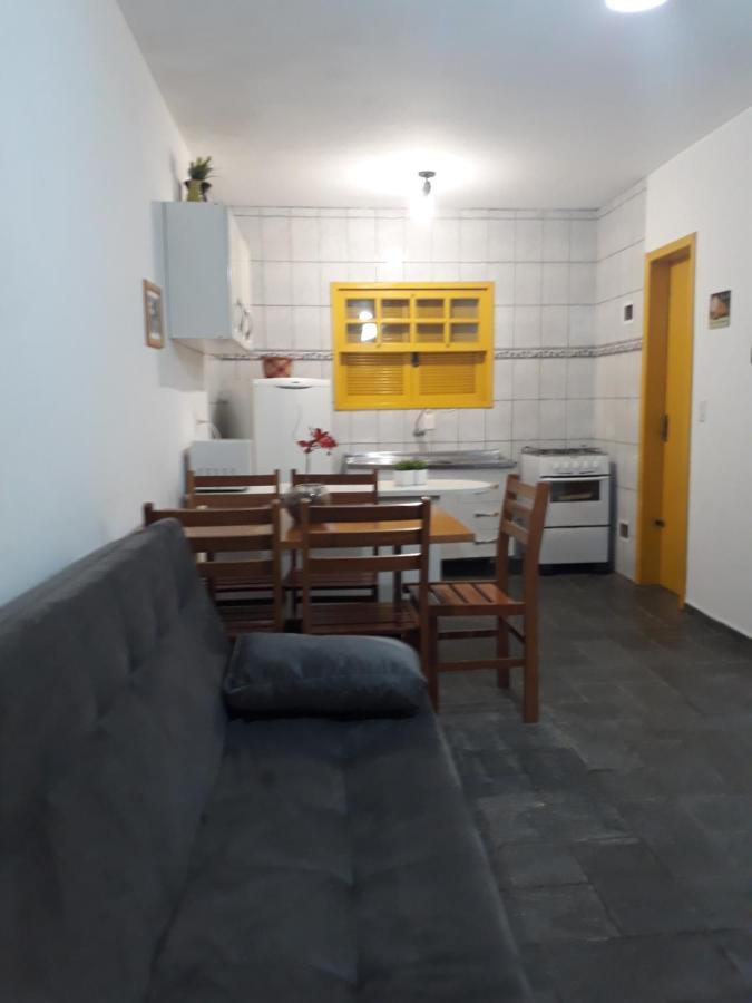 Residencial Colonial Amarelo A 150M Da Praia De Mariscal Aparthotel Bombinhas Exteriör bild