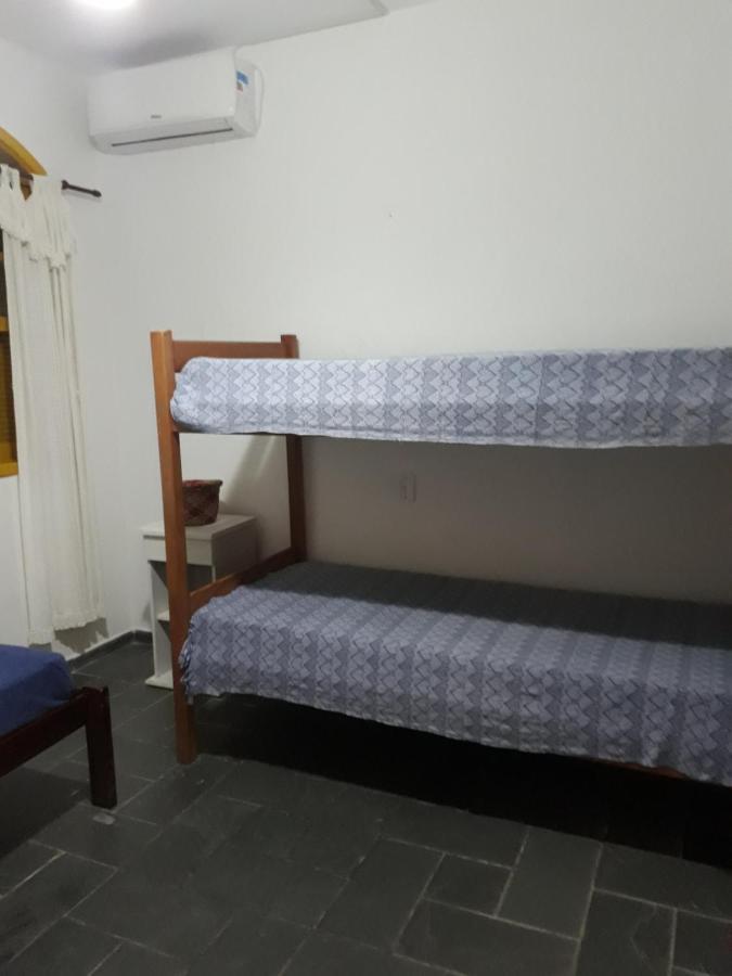 Residencial Colonial Amarelo A 150M Da Praia De Mariscal Aparthotel Bombinhas Exteriör bild