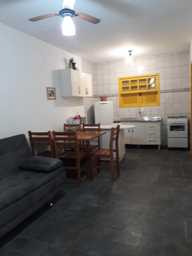Residencial Colonial Amarelo A 150M Da Praia De Mariscal Aparthotel Bombinhas Exteriör bild