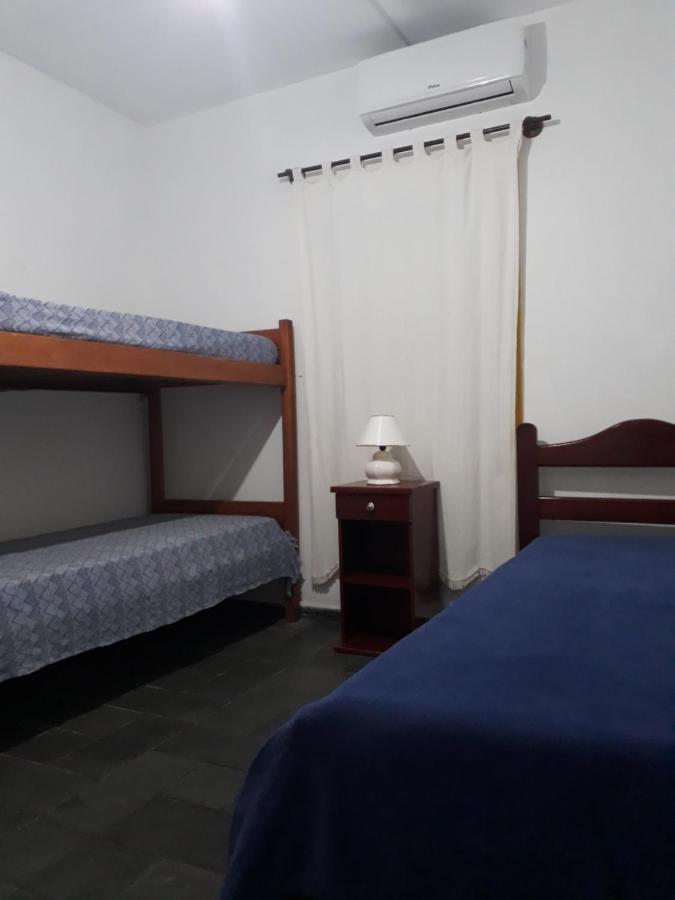 Residencial Colonial Amarelo A 150M Da Praia De Mariscal Aparthotel Bombinhas Exteriör bild
