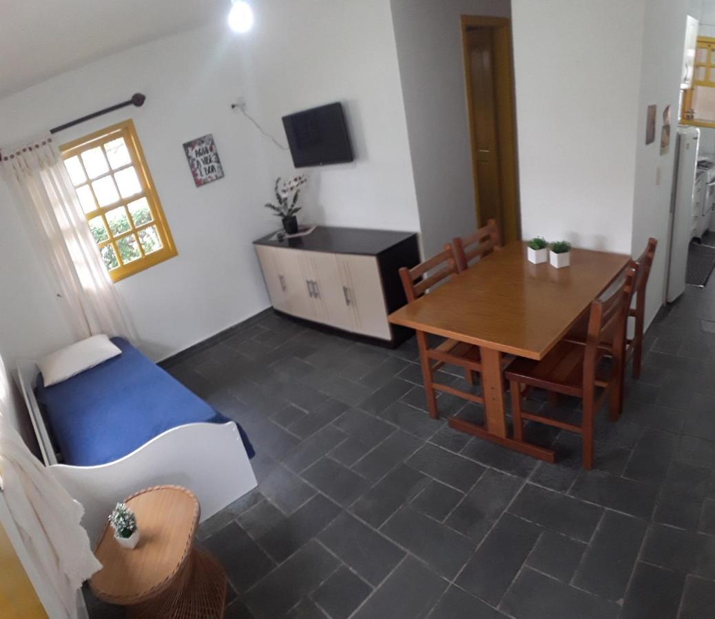 Residencial Colonial Amarelo A 150M Da Praia De Mariscal Aparthotel Bombinhas Exteriör bild